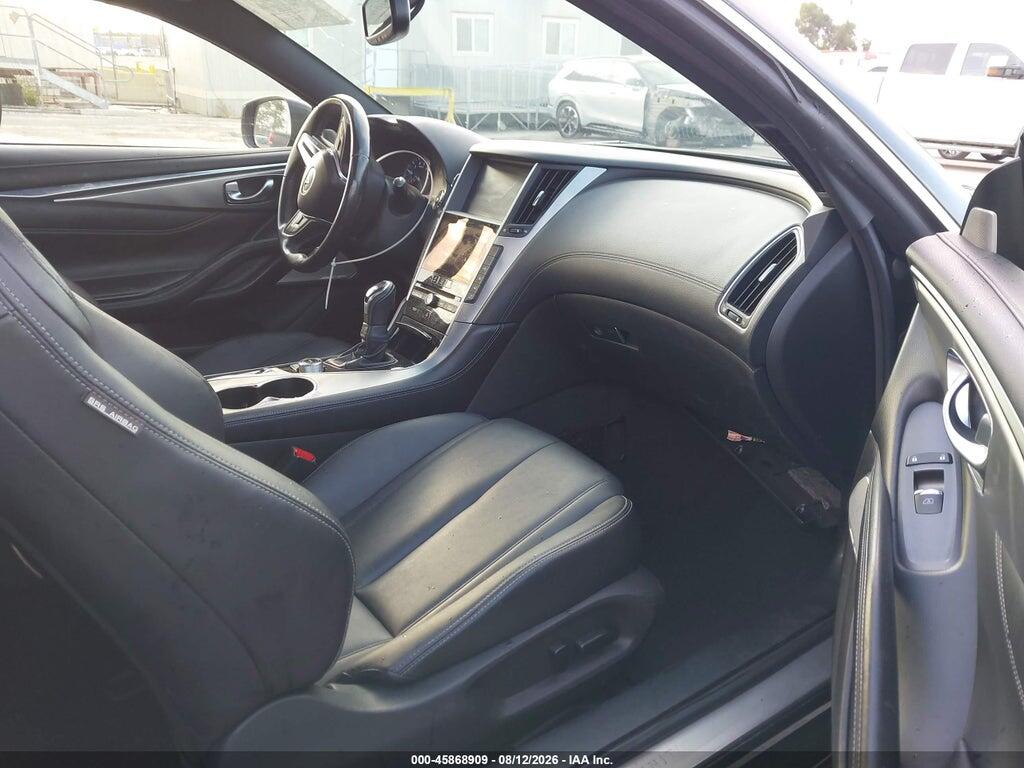 JN1EV7EK5HM360835 2017 INFINITI Q60 photo no. 5