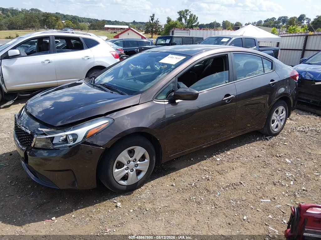 3KPFK4A74HE009486 2017 KIA FORTE photo no. 2