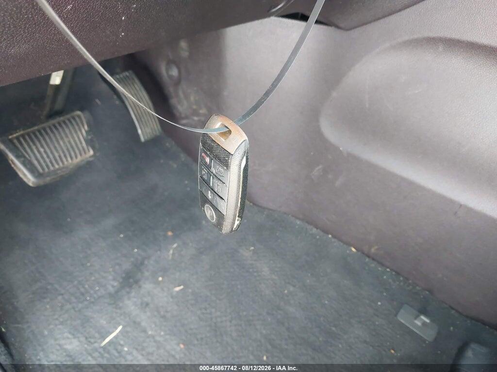KNDME5C11H6335118 2017 KIA SEDONA photo no. 11