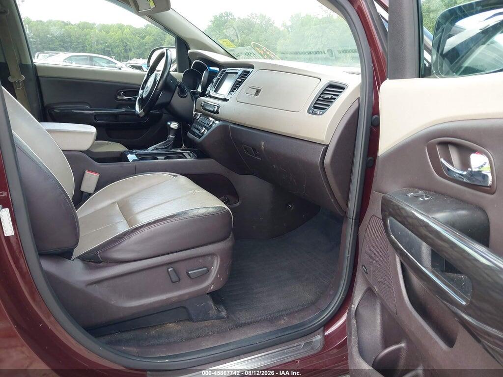 KNDME5C11H6335118 2017 KIA SEDONA photo no. 5