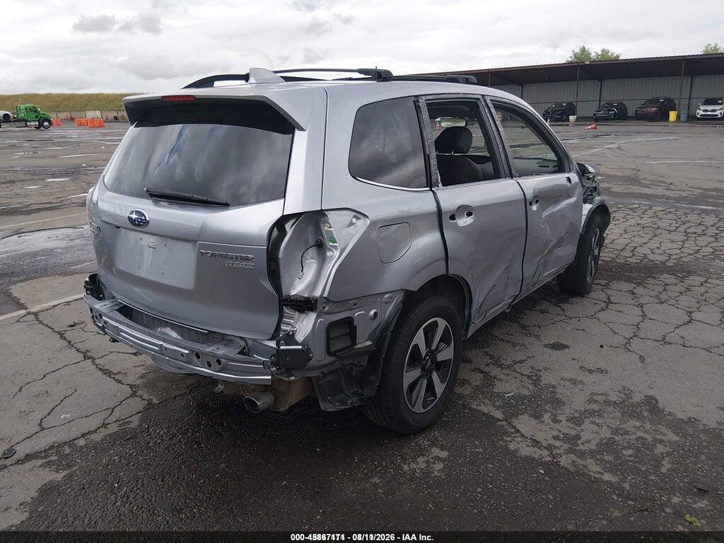 JF2SJARC0HH575089 2017 SUBARU FORESTER photo no. 4