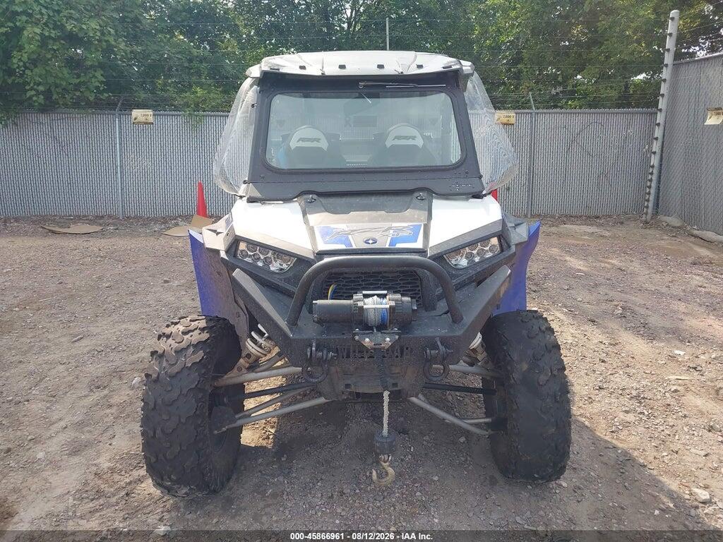 3NSVDE990HF928640 2017 POLARIS RZR photo no. 5