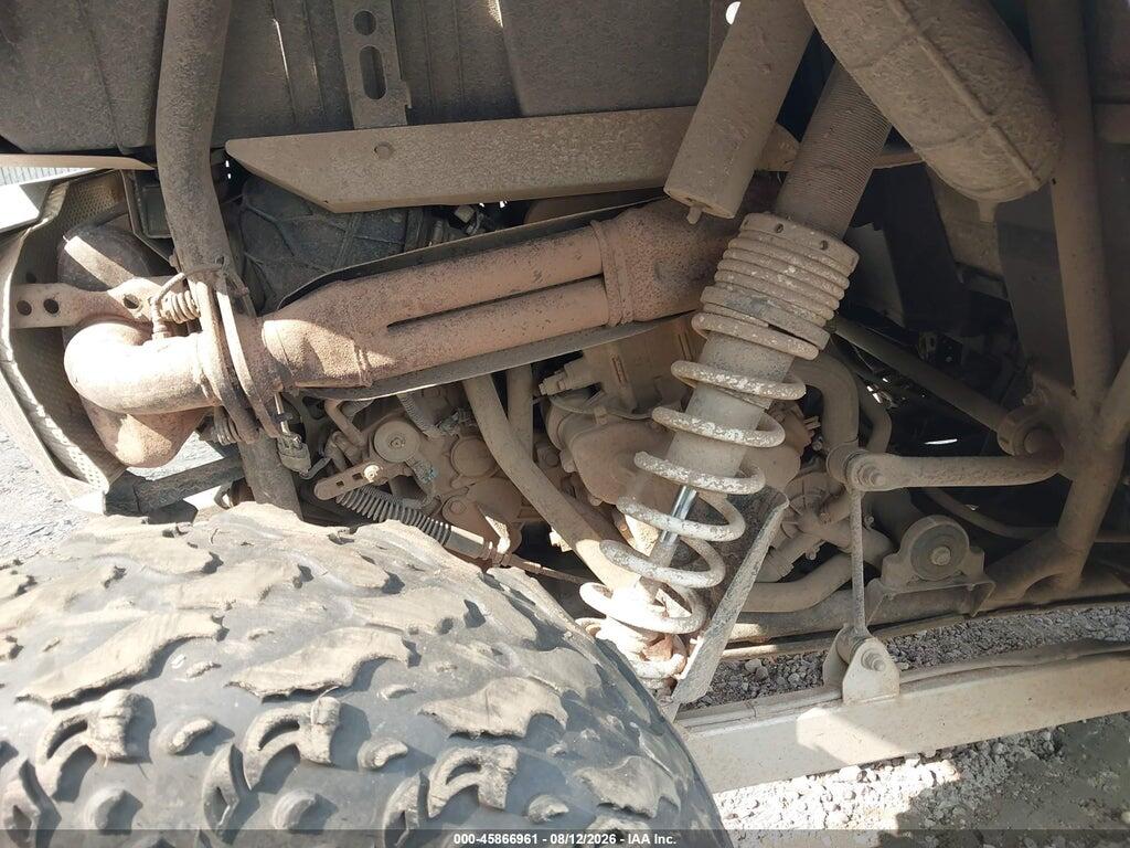 3NSVDE990HF928640 2017 POLARIS RZR photo no. 8