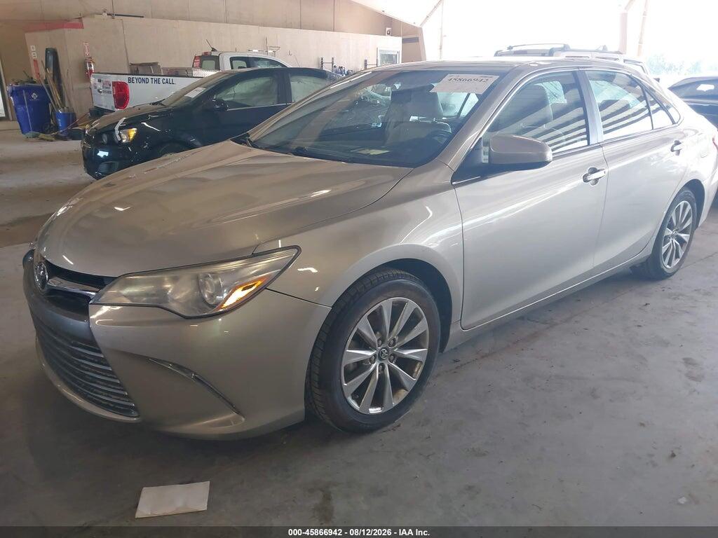 4T1BF1FK0HU774335 2017 TOYOTA CAMRY photo no. 2