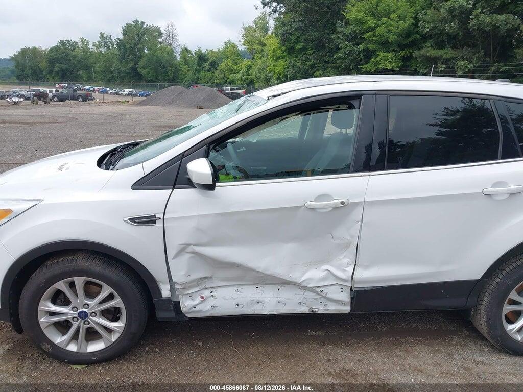 1FMCU0GD2HUD85992 2017 FORD ESCAPE photo no. 6