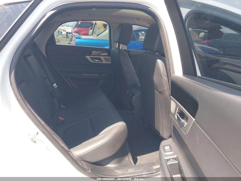 SAJBD4BVXHCY44572 2017 JAGUAR XF photo no. 8