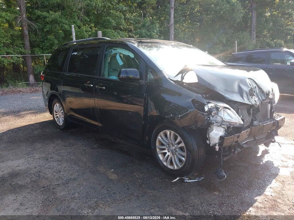 5TDYZ3DC5HS813809 2017 TOYOTA SIENNA photo no. 1