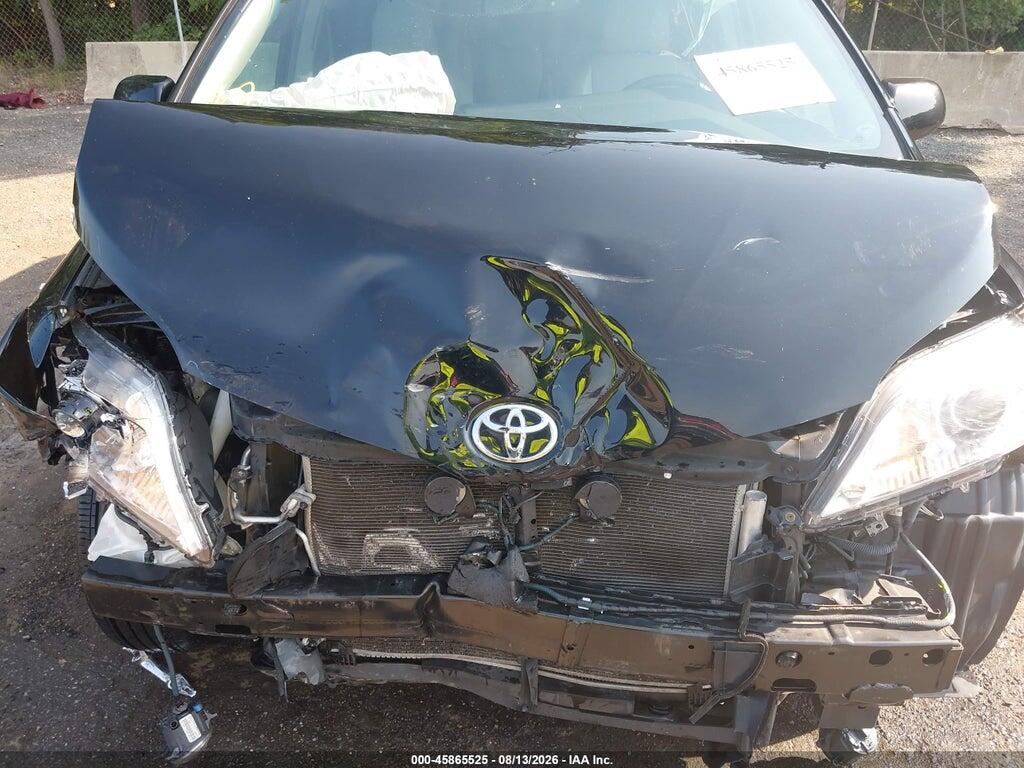 5TDYZ3DC5HS813809 2017 TOYOTA SIENNA photo no. 10