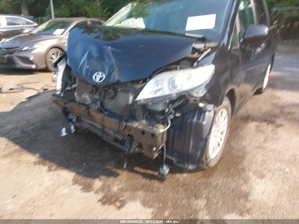 5TDYZ3DC5HS813809 2017 TOYOTA SIENNA photo no. 6