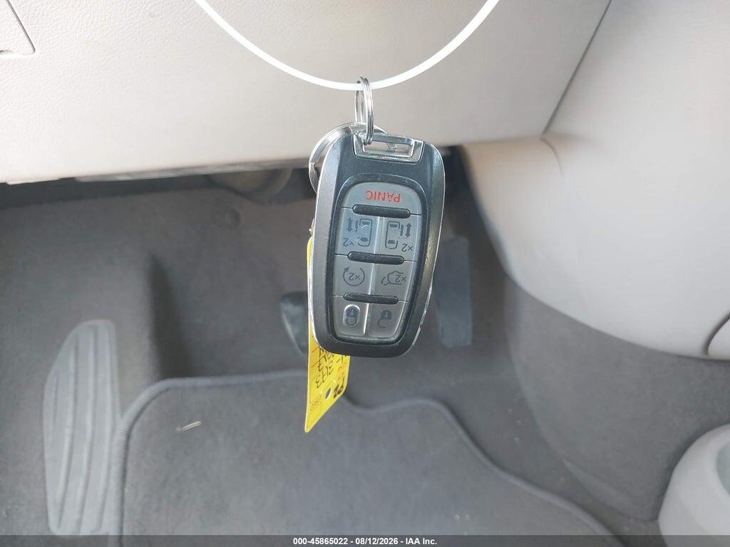 2C4RC1DG6HR695033 2017 CHRYSLER PACIFICA photo no. 11