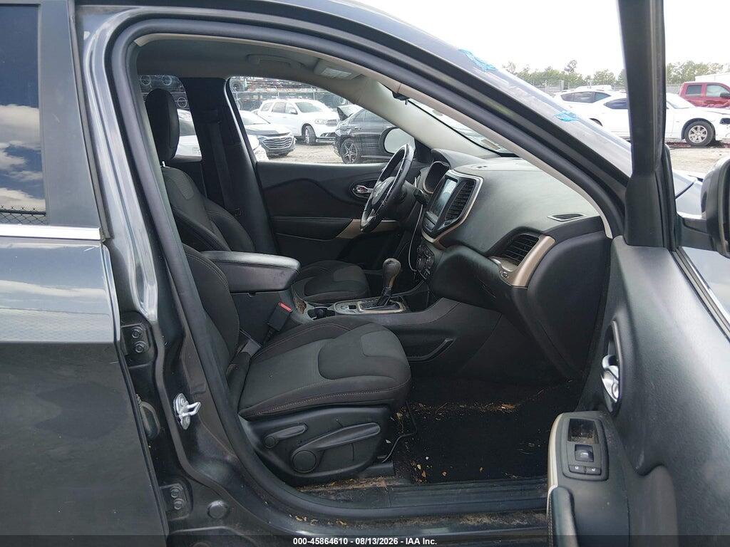 1C4PJLCS1HW592995 2017 JEEP CHEROKEE photo no. 5