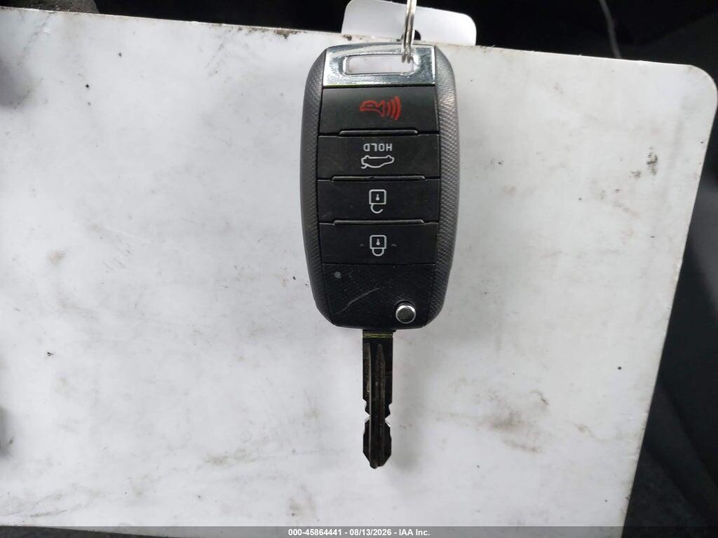 3KPFK4A76HE048239 2017 KIA FORTE photo no. 11