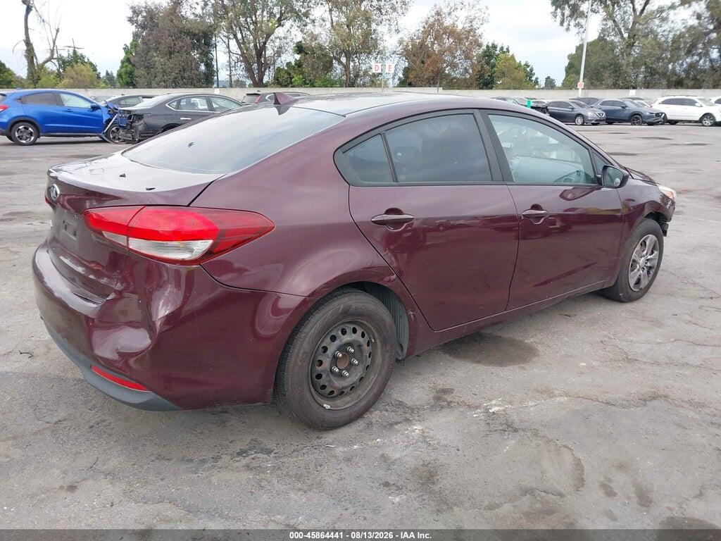 3KPFK4A76HE048239 2017 KIA FORTE photo no. 4