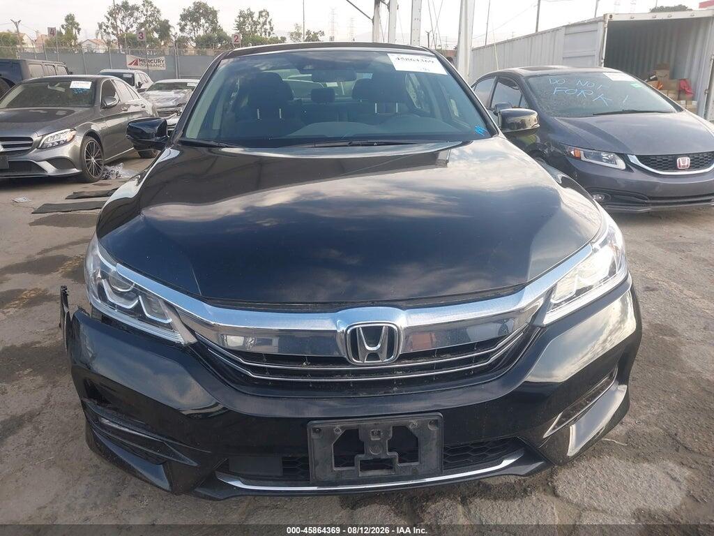JHMCR6F35HC008191 2017 HONDA ACCORD HYBRID photo no. 12