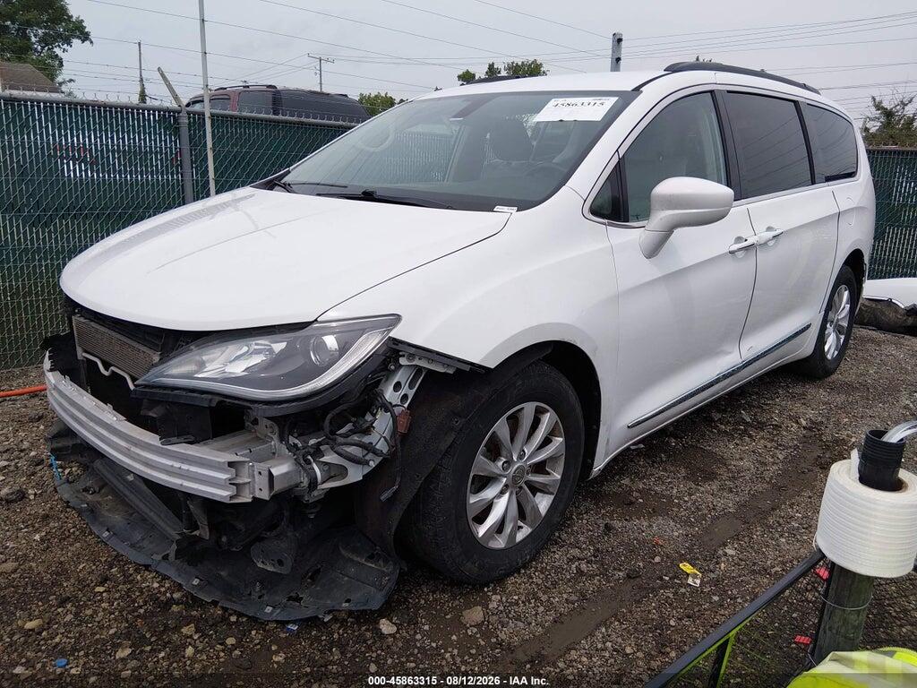 2C4RC1BG2HR569139 2017 CHRYSLER PACIFICA photo no. 2