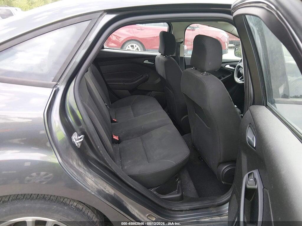 1FADP3F25HL221875 2017 FORD FOCUS photo no. 8
