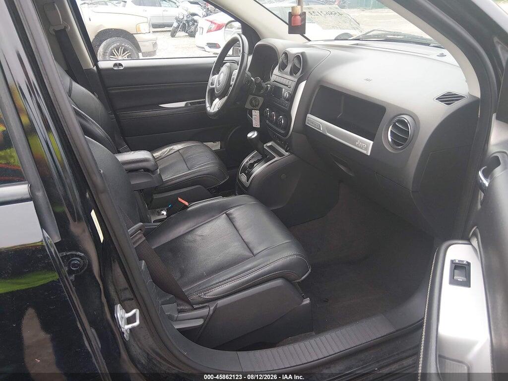 1C4NJDEB0HD176717 2017 JEEP COMPASS photo no. 5