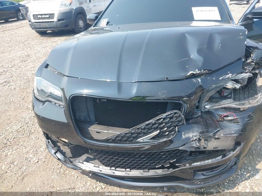2C3CCAAG6HH593736 2017 CHRYSLER 300 photo no. 10