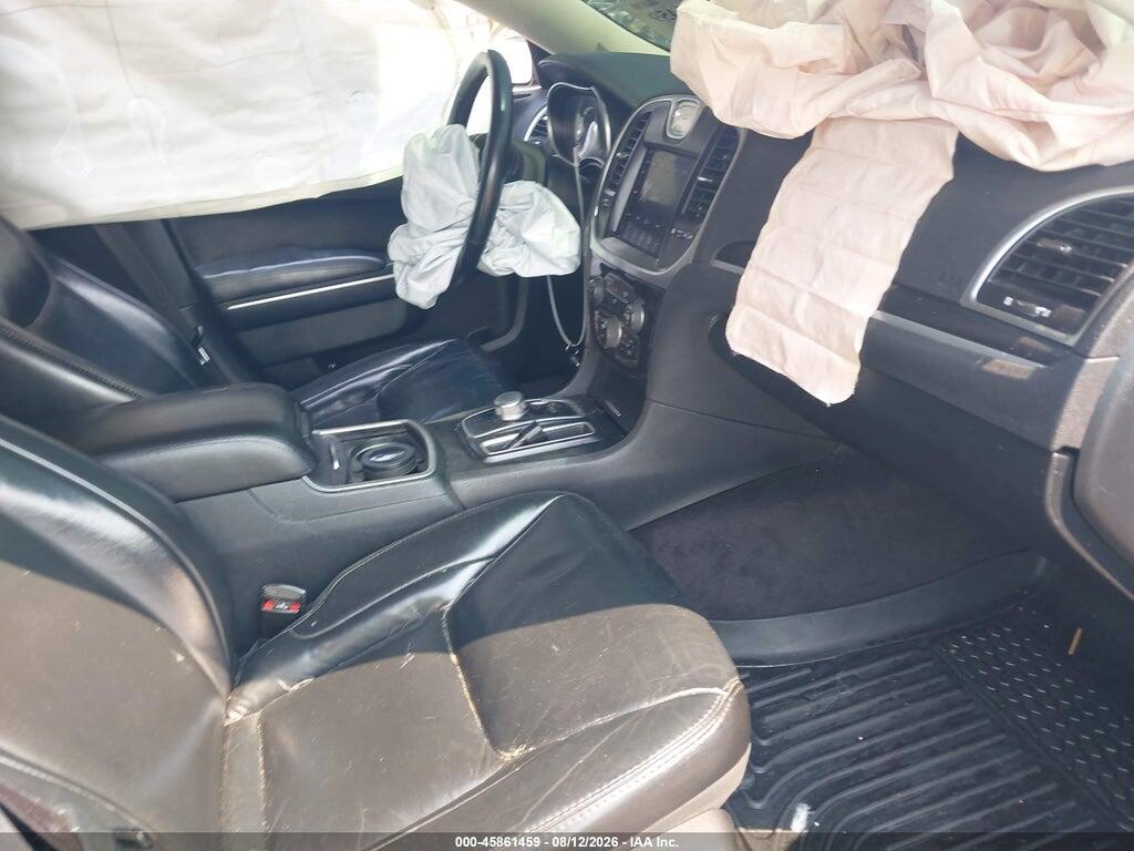 2C3CCAAG6HH593736 2017 CHRYSLER 300 photo no. 5