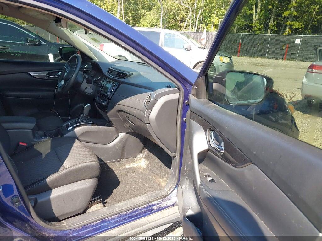 KNMAT2MT3HP572131 2017 NISSAN ROGUE photo no. 5