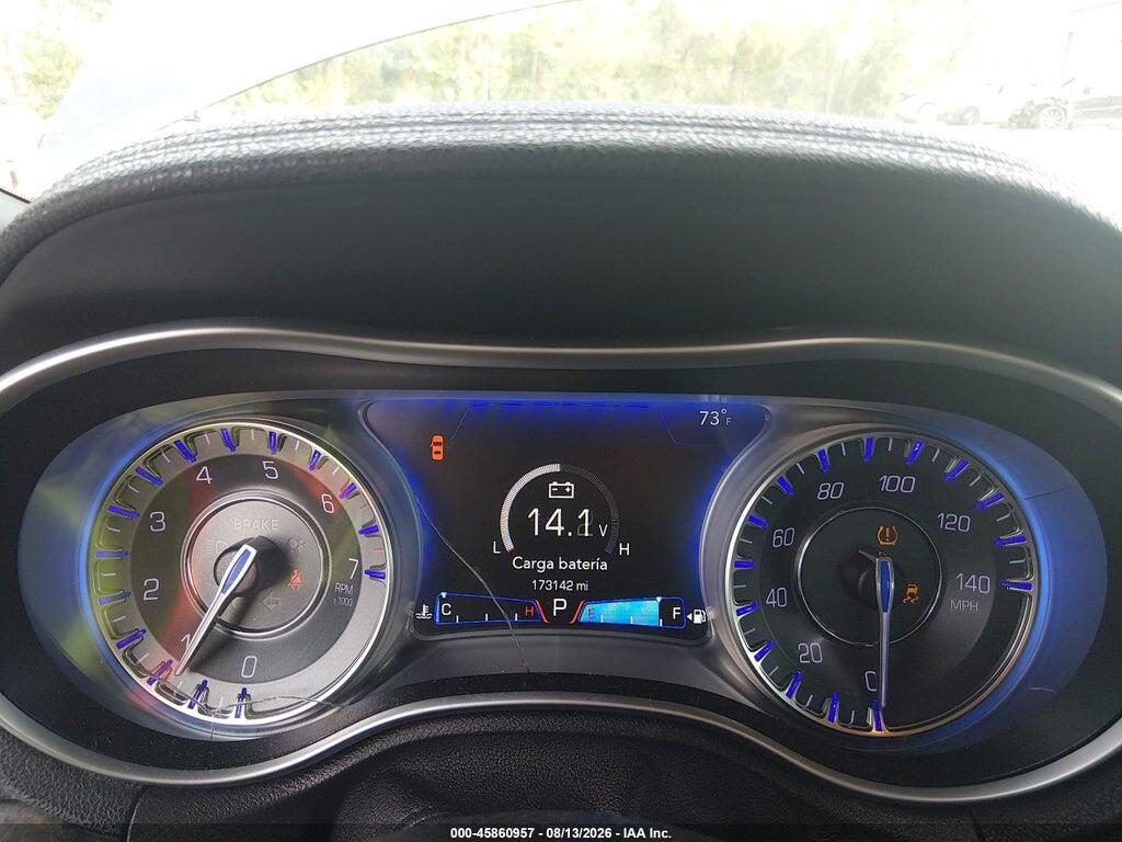 2C3CCAKG9HH665141 2017 CHRYSLER 300C photo no. 7