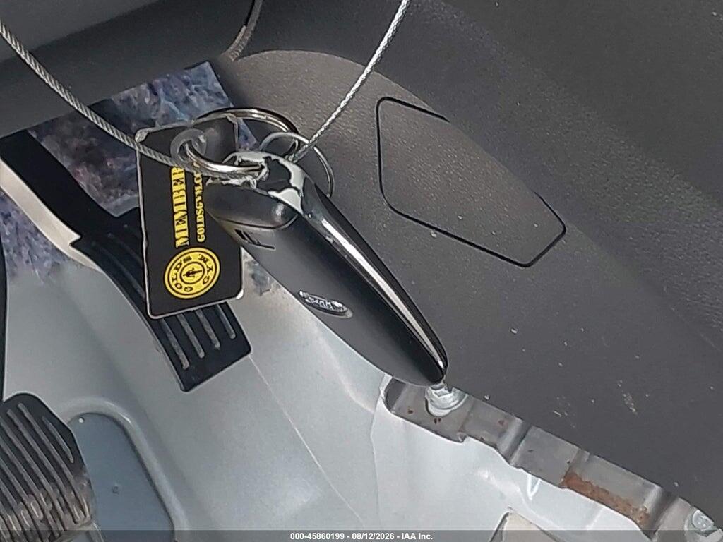 1FMCU0JD2HUD84446 2017 FORD ESCAPE photo no. 11