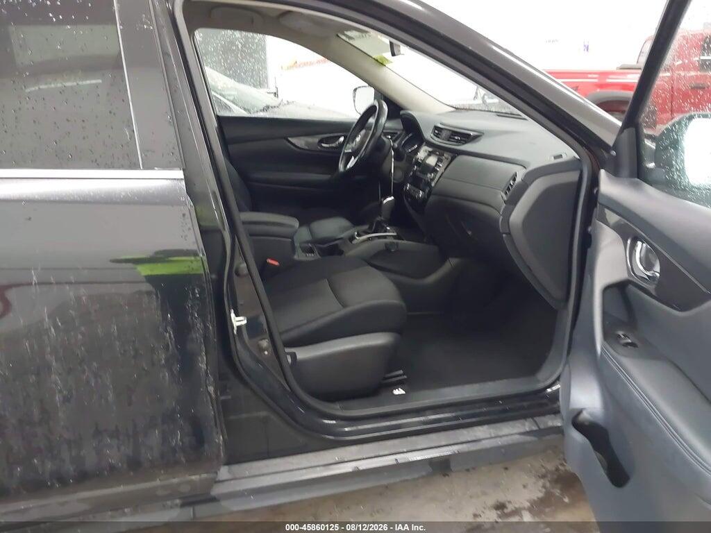 KNMAT2MV8HP593591 2017 NISSAN ROGUE photo no. 5