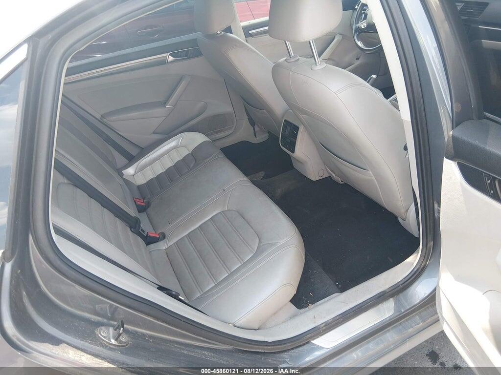 1VWCT7A34HC037775 2017 VOLKSWAGEN PASSAT photo no. 8