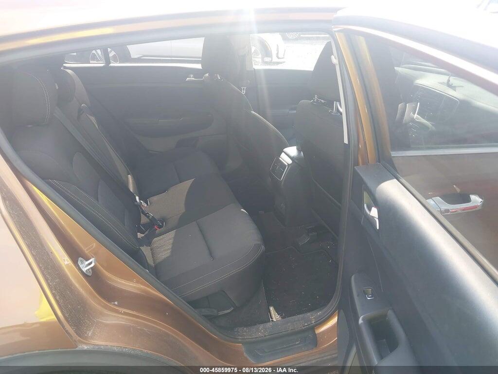 KNDPMCAC6H7120708 2017 KIA SPORTAGE photo no. 8