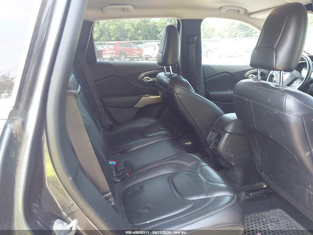 1C4PJMCS3HW569952 2017 JEEP CHEROKEE photo no. 8