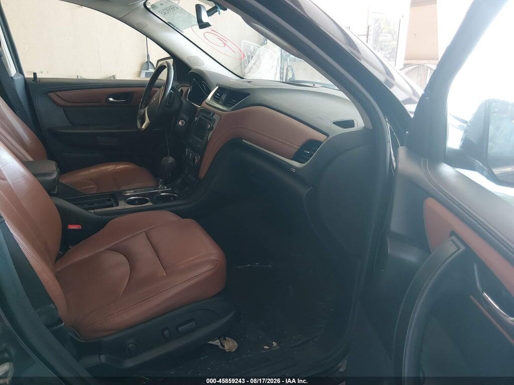 1GNKRHKD8HJ271012 2017 CHEVROLET TRAVERSE photo no. 5