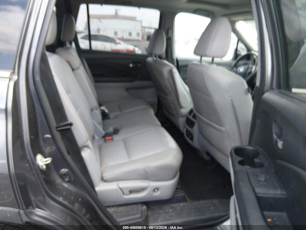 5FNYF5H94HB011677 2017 HONDA PILOT photo no. 8
