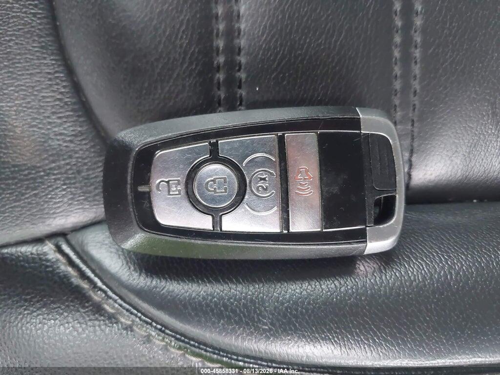 2FMPK4J95HBB42492 2017 FORD EDGE photo no. 11