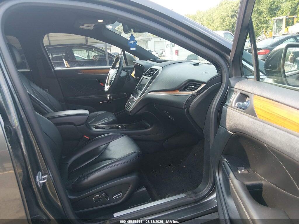 5LMCJ2D94HUL15203 2017 LINCOLN MKC photo no. 5