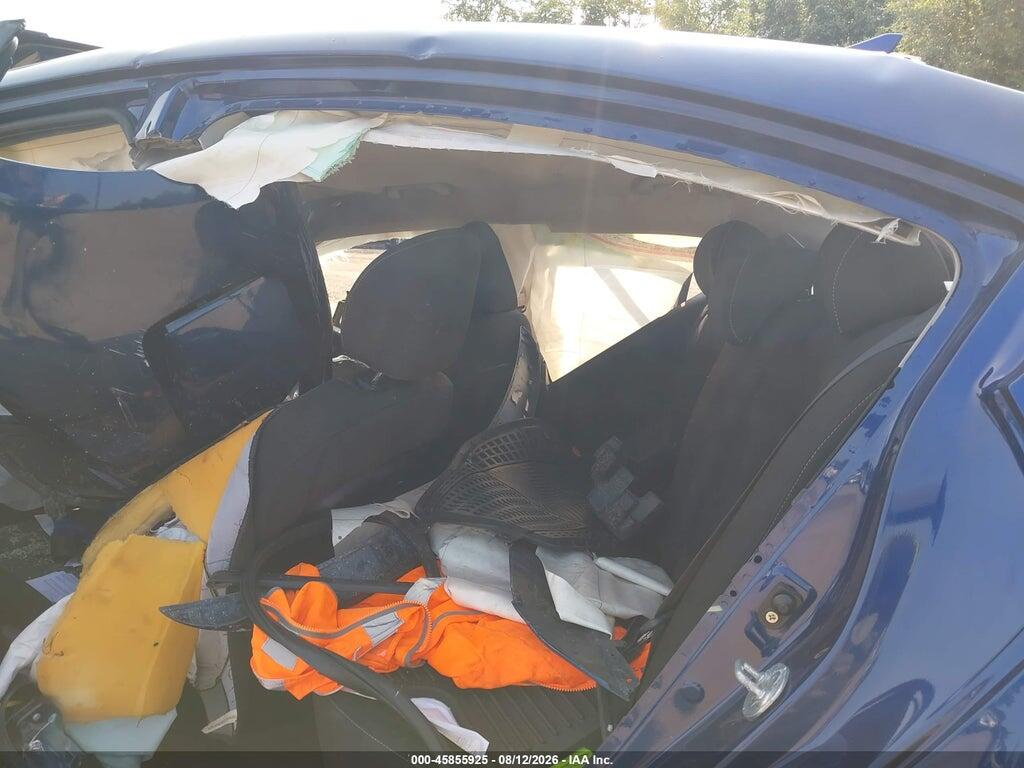 3KPFL4A7XHE137485 2017 KIA FORTE photo no. 8