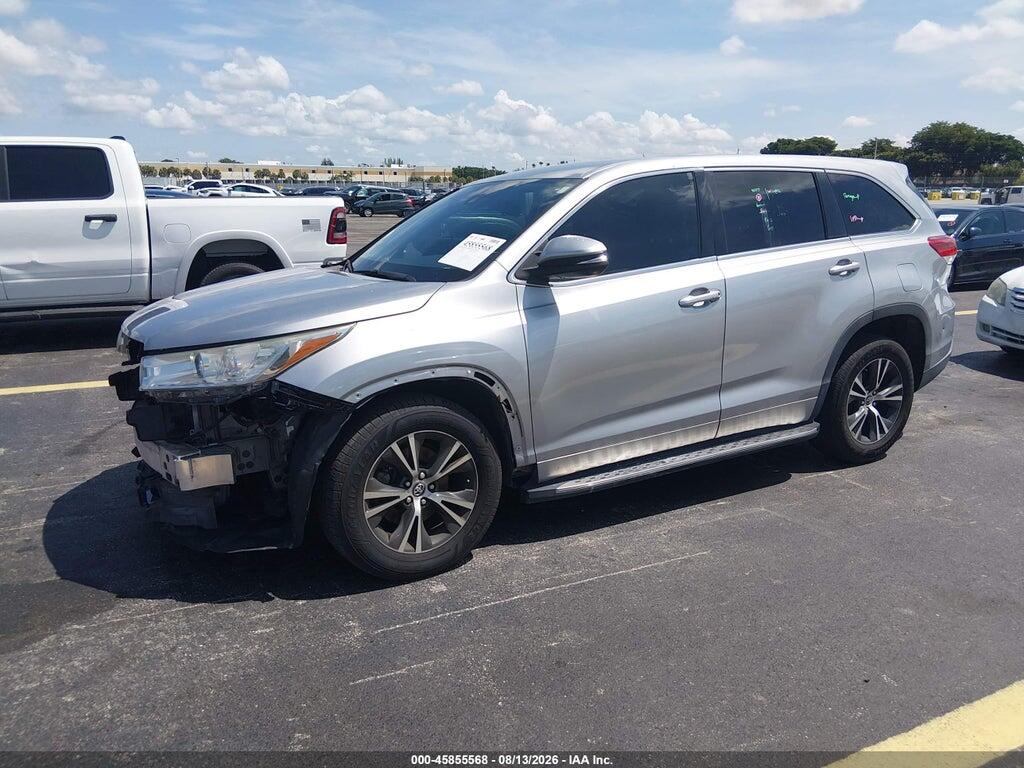 5TDZARFH6HS028917 2017 TOYOTA HIGHLANDER photo no. 2