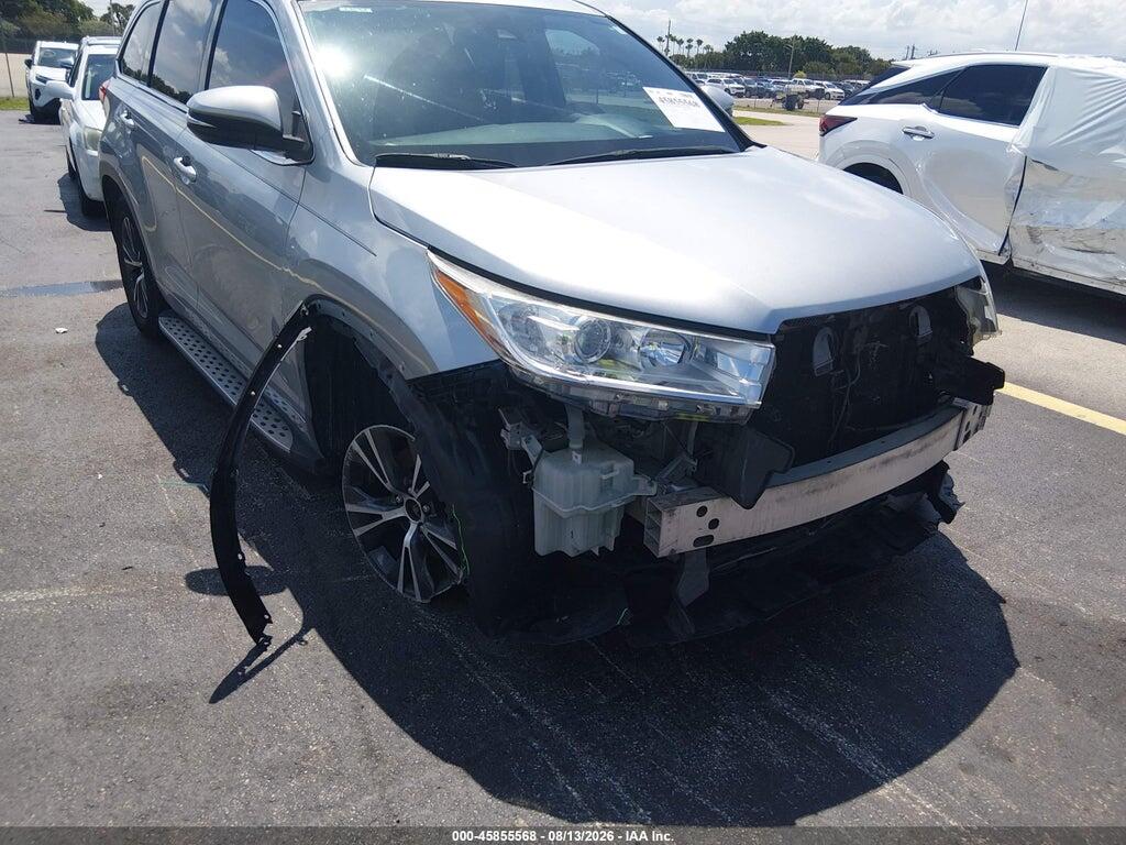5TDZARFH6HS028917 2017 TOYOTA HIGHLANDER photo no. 6