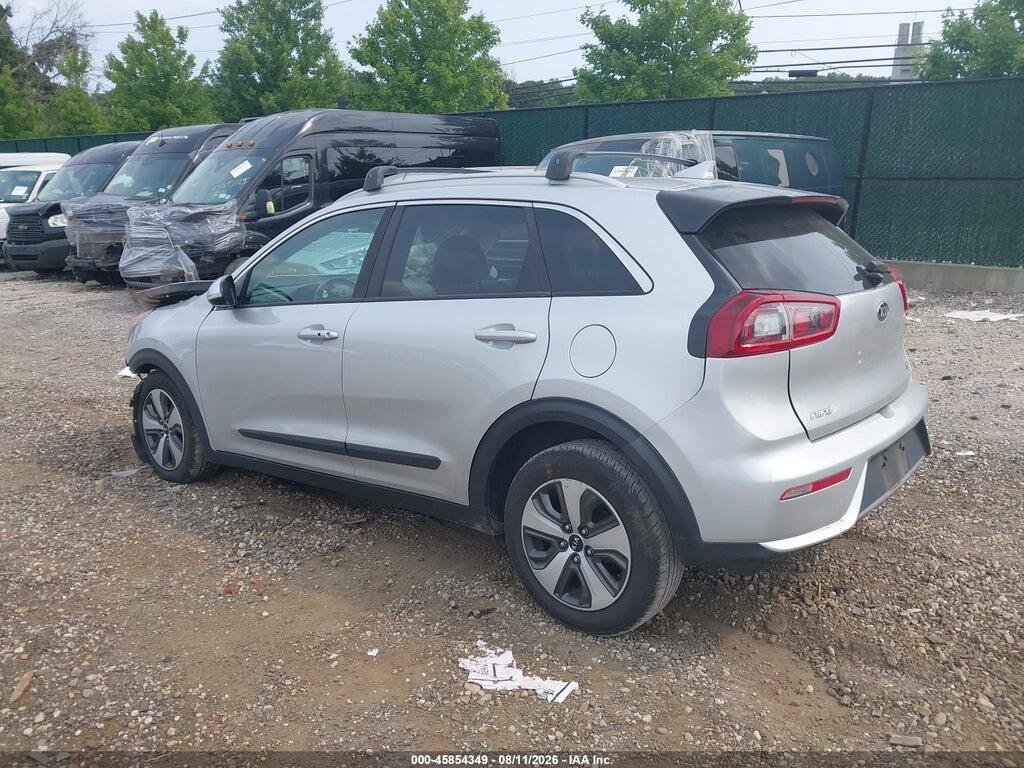 KNDCC3LC3H5079559 2017 KIA NIRO photo no. 3