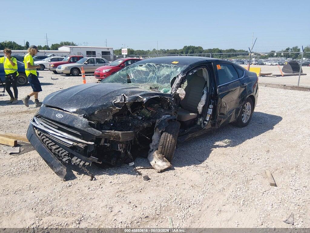 3FA6P0G73HR366044 2017 FORD FUSION photo no. 2