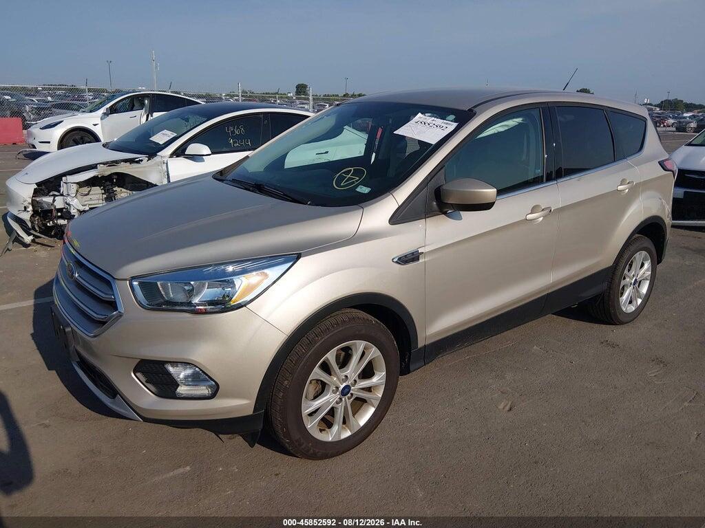 1FMCU0GD2HUC94057 2017 FORD ESCAPE photo no. 2