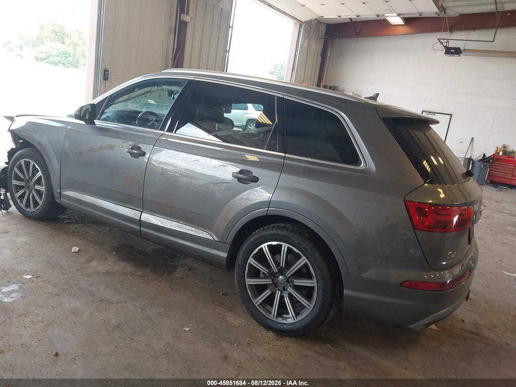 WA1LAAF70HD019540 2017 AUDI Q7 photo no. 3
