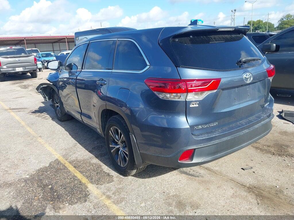 5TDBZRFH3HS473013 2017 TOYOTA HIGHLANDER photo no. 3