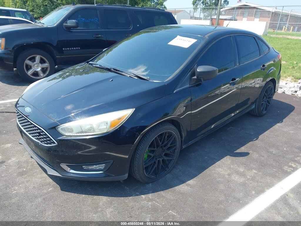 1FADP3E27HL231941 2017 FORD FOCUS photo no. 2