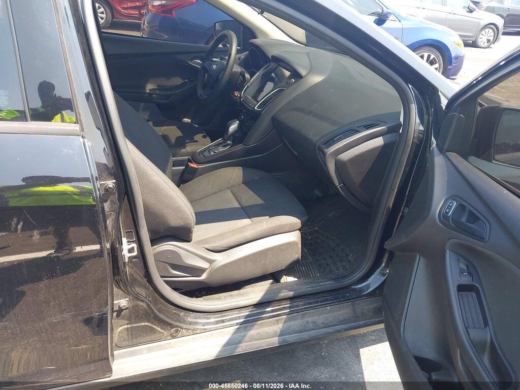 1FADP3E27HL231941 2017 FORD FOCUS photo no. 5