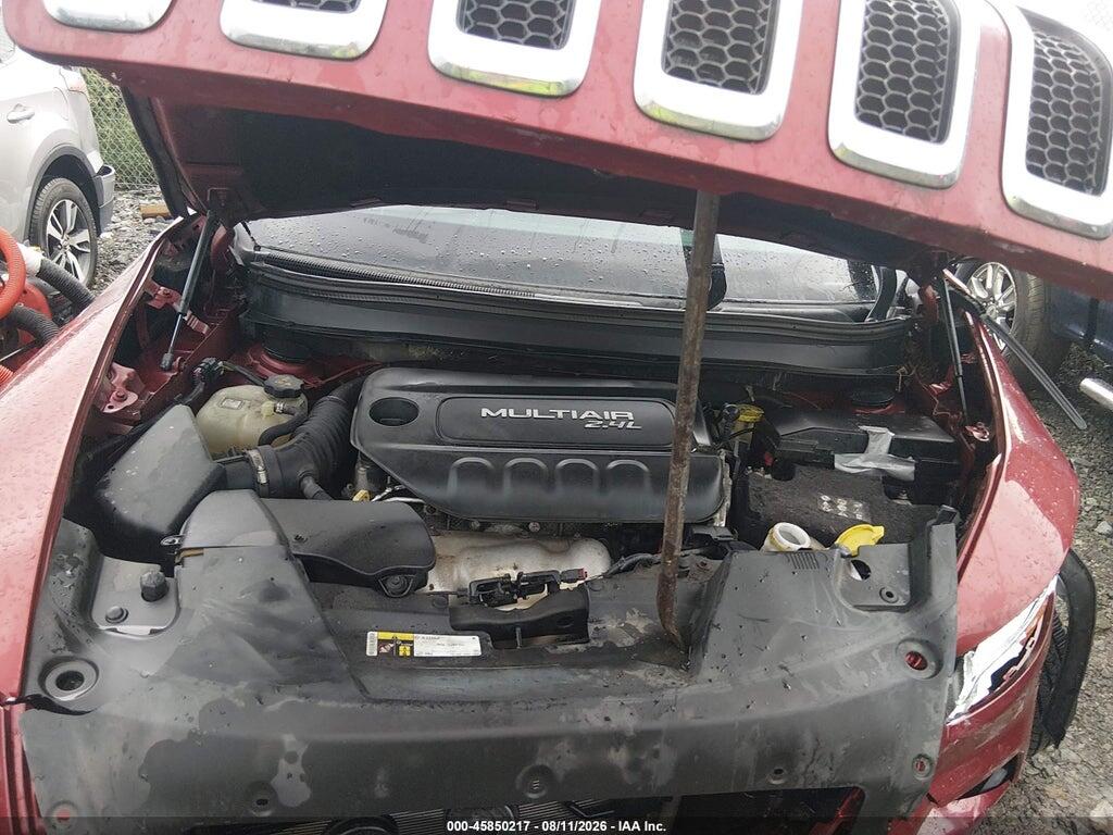 1C4PJMCB5HW633165 2017 JEEP CHEROKEE photo no. 10