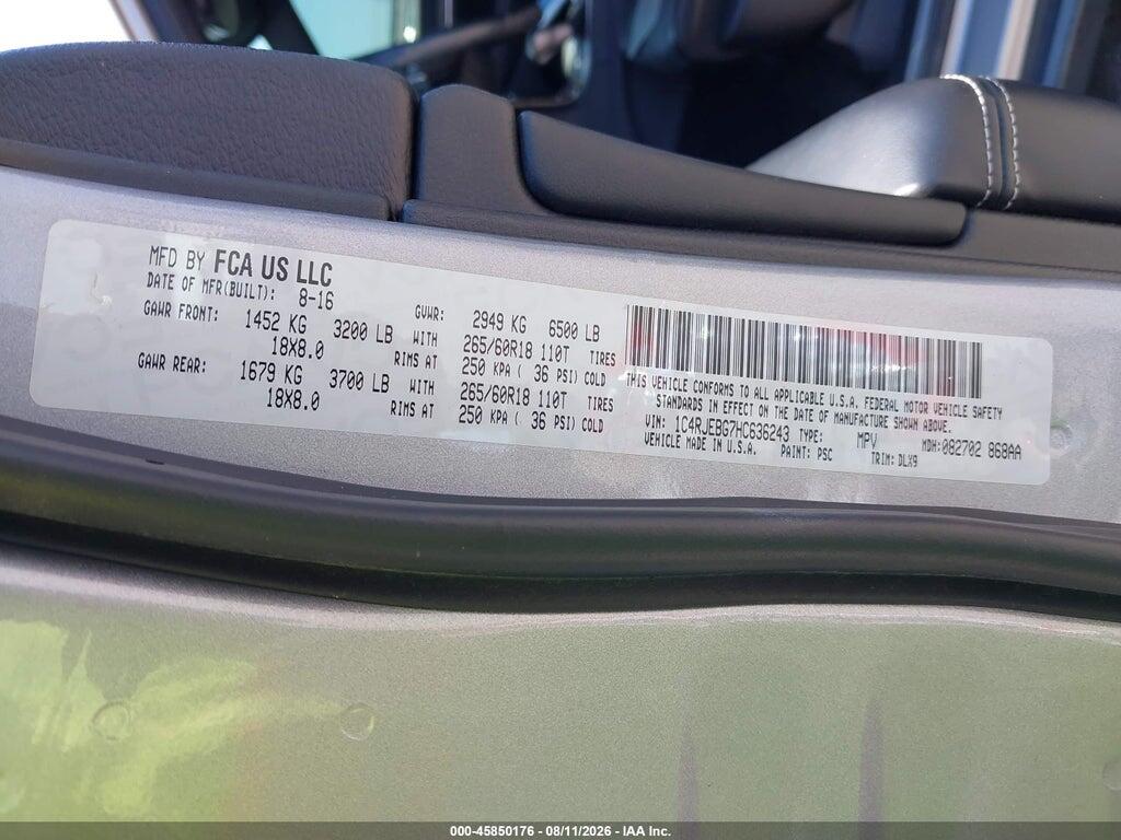 1C4RJEBG7HC636243 2017 JEEP GRAND CHEROKEE photo no. 9