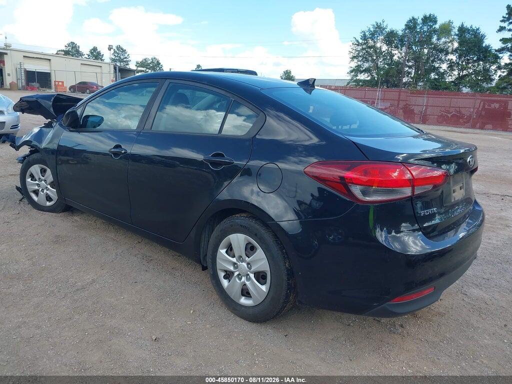 3KPFK4A73HE125181 2017 KIA FORTE photo no. 3