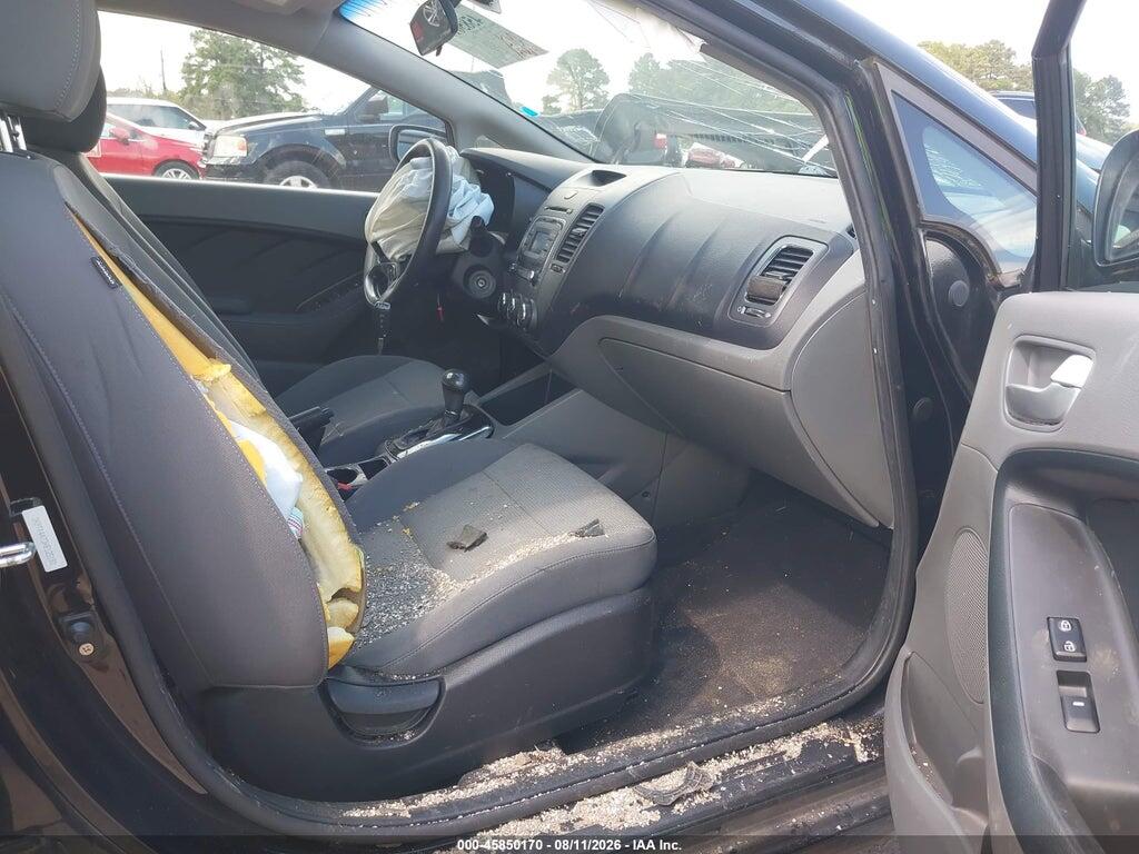 3KPFK4A73HE125181 2017 KIA FORTE photo no. 5