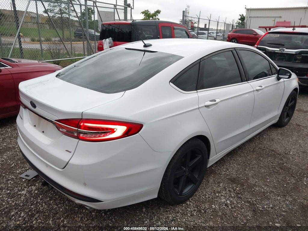 3FA6P0H72HR355910 2017 FORD FUSION photo no. 4