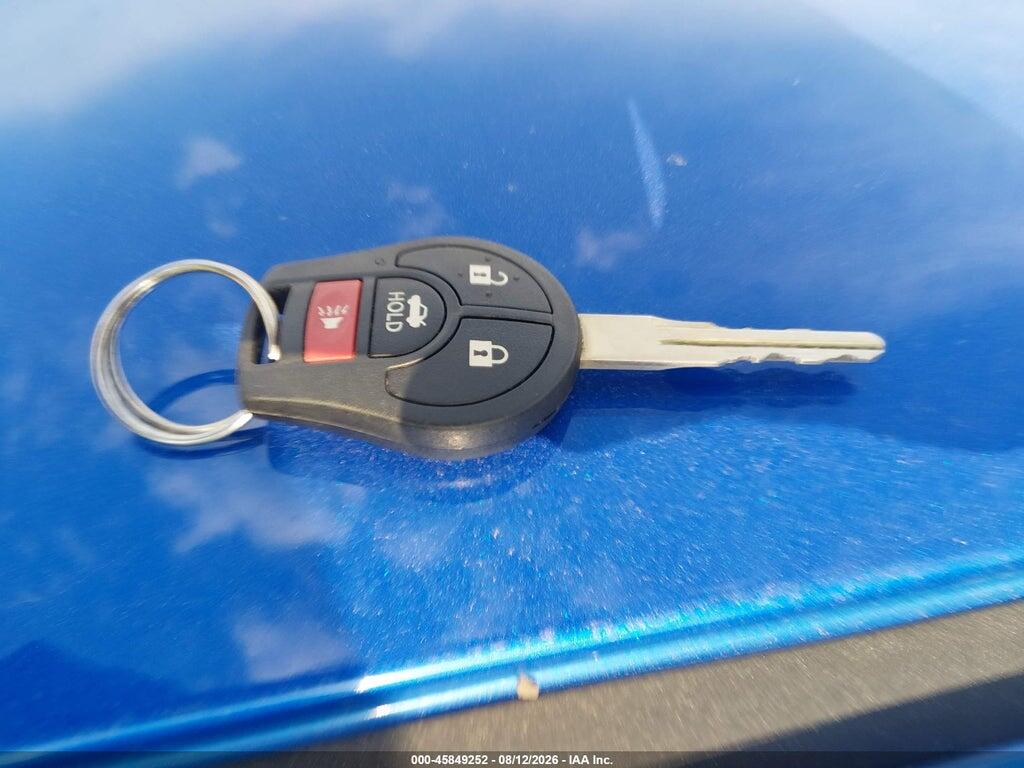 3N1CN7AP7HL840975 2017 NISSAN VERSA photo no. 11